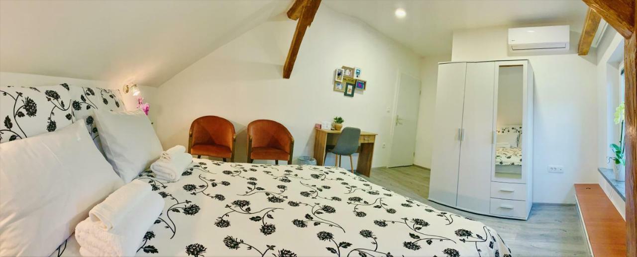 Lina Guest house