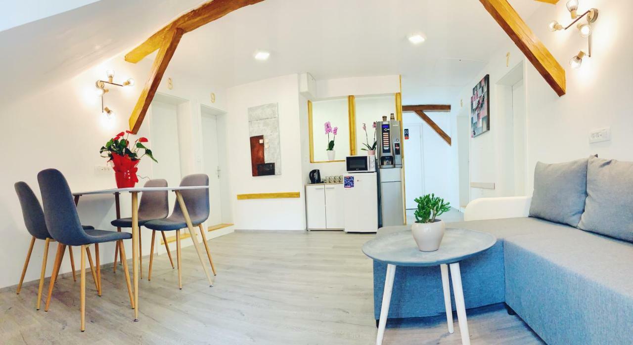Lina Guest house